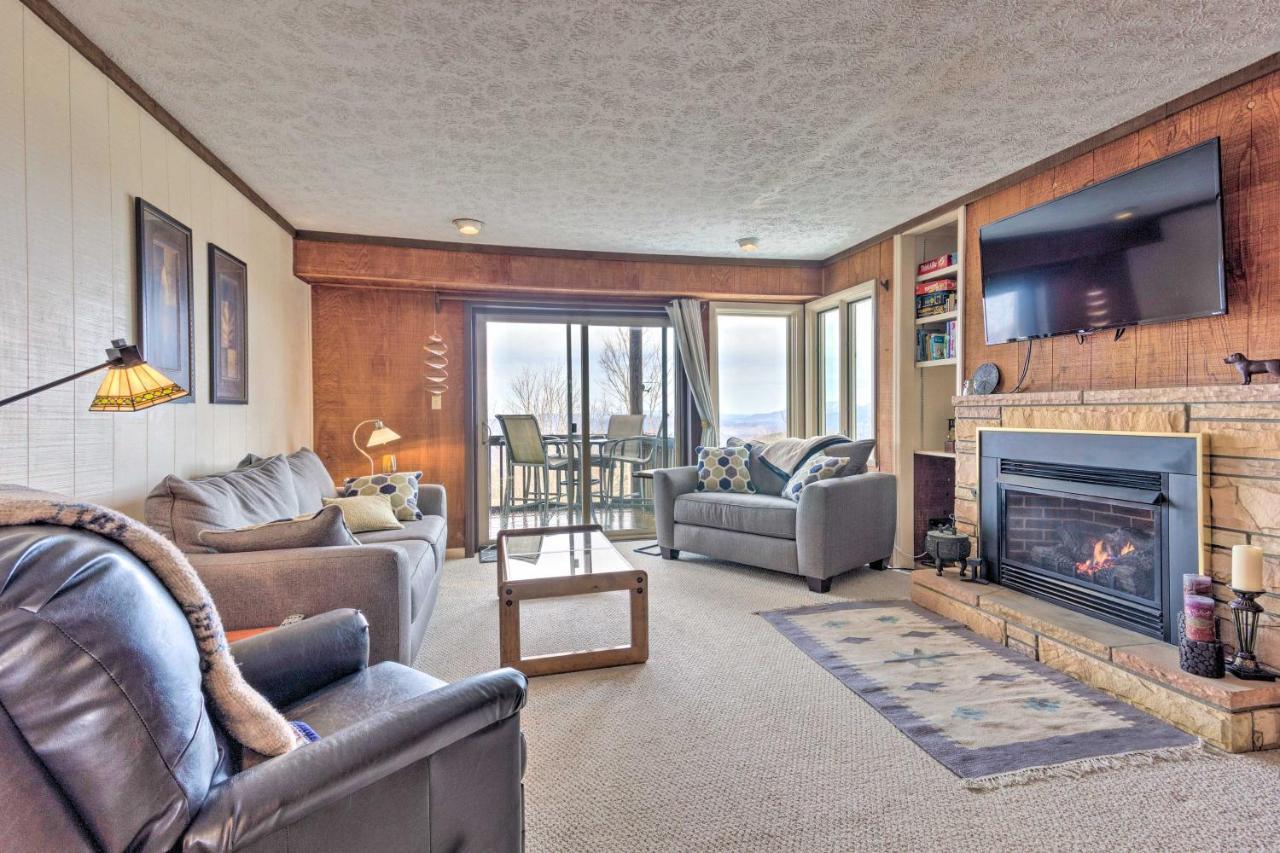 Beech Mountain Retreat With Pool Access Near Slopes! Βίλα Εξωτερικό φωτογραφία