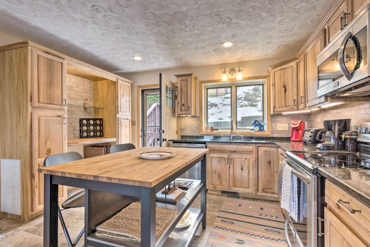 Beech Mountain Retreat With Pool Access Near Slopes! Βίλα Εξωτερικό φωτογραφία